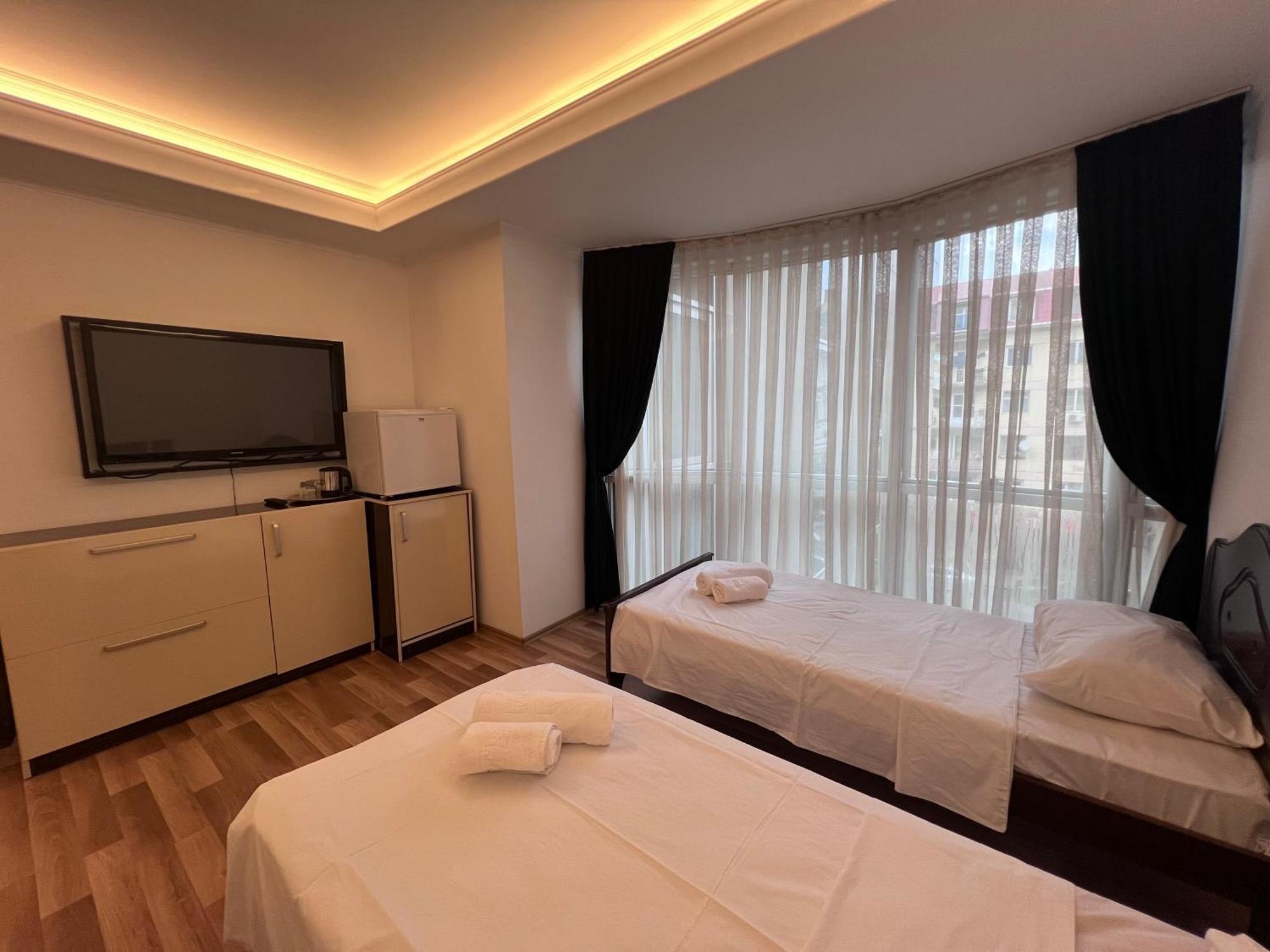 Hotel Argo บาทูมิ ภายนอก รูปภาพ